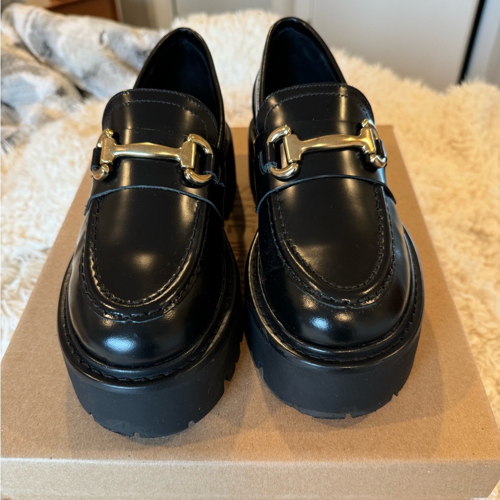 Steve Madden Roux Leather Loafer
